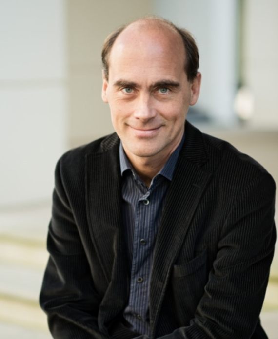 Portrait von Dr. Johannes Ulbricht (Anwalt für Medien, Games & Live Entertainment Recht)